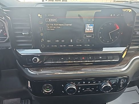 Used 2023 GMC Sierra 1500 Elevation image 19