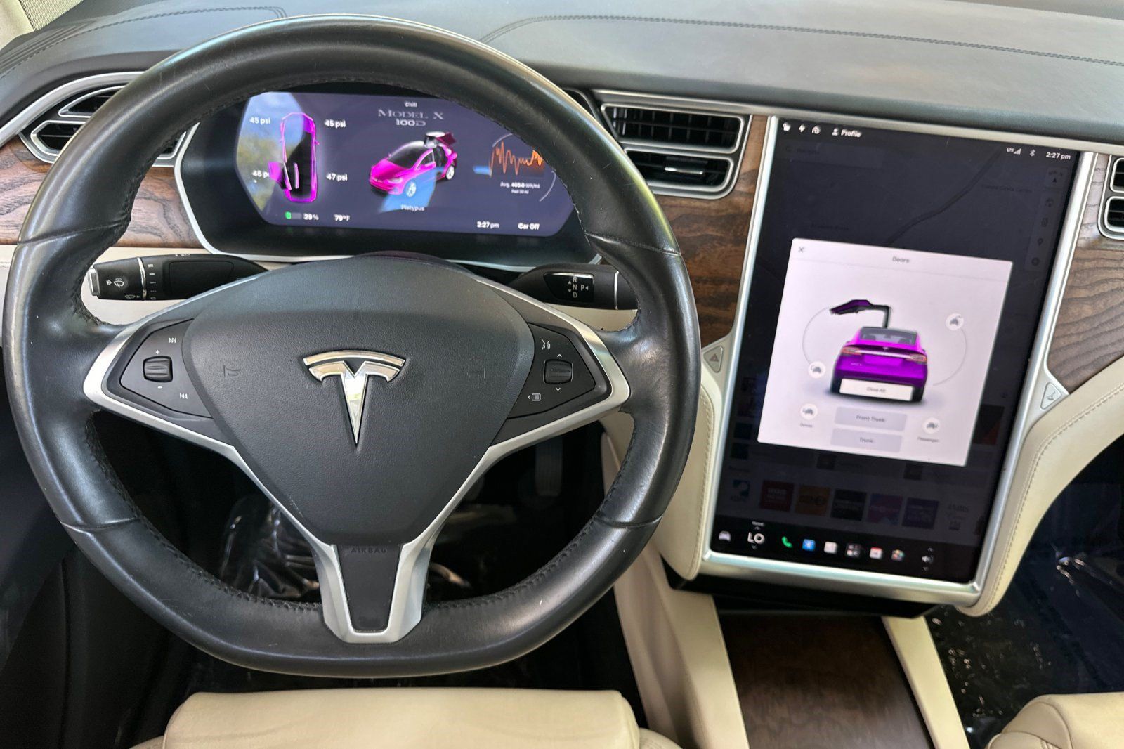 Used 2018 Tesla Model X 75D AWD/4WD image 32