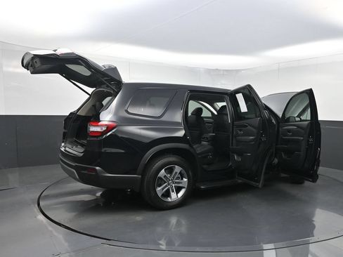 Used 2024 Honda Pilot EX-L image 39