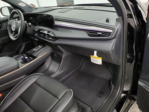 New 2026 Buick Enclave Avenir w/ Super Cruise Package image 11