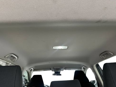 Used 2021 Toyota RAV4 LE FWD image 72