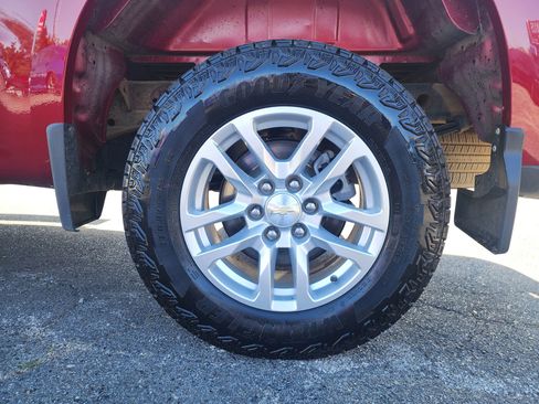 Used 2021 Chevrolet Silverado 1500 LT w/ Convenience Package II AWD/4WD image 20