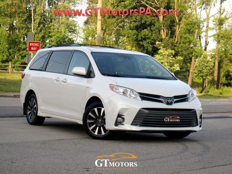 Used 2019 Toyota Sienna XLE w/ XLE Navigation Package AWD/4WD image 1