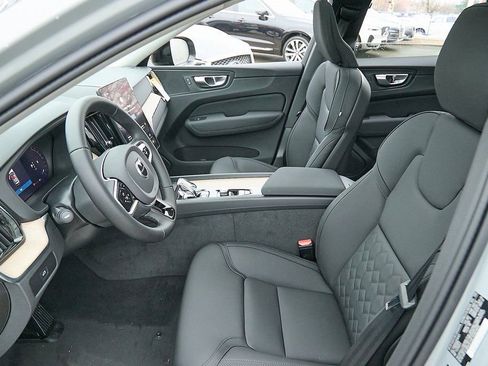 New 2026 Volvo XC60 B5 Core w/ Climate Package image 15