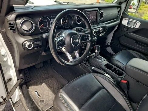 Used 2021 Jeep Wrangler Unlimited Sahara AWD/4WD image 19