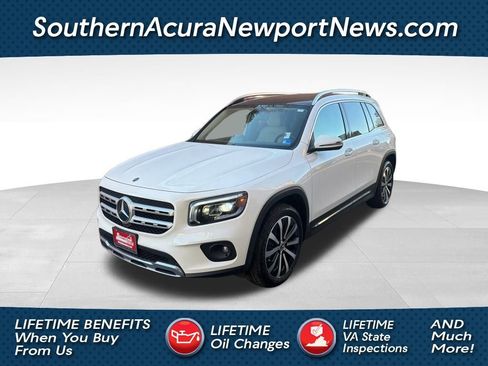 Used 2023 Mercedes-Benz GLB 250 4MATIC image 1