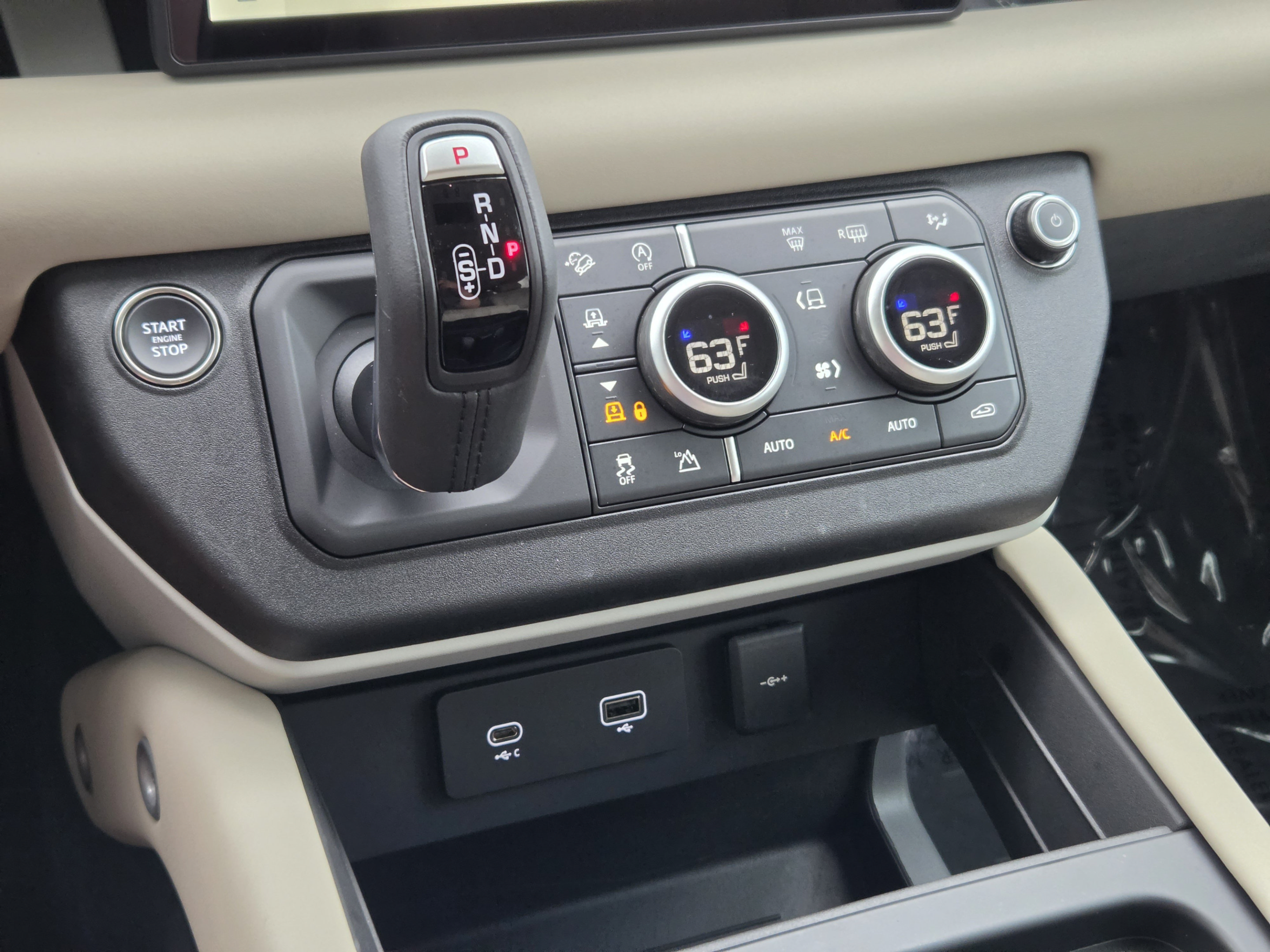 Certified 2024 Land Rover Defender 110 S AWD/4WD image 15
