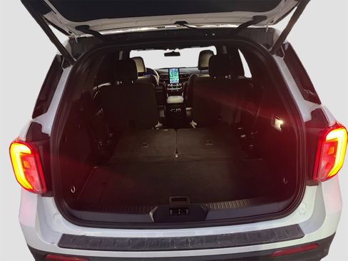 Used 2023 Ford Explorer ST w/ Equipment Group 401A image 28