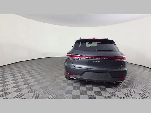 Used 2021 Porsche Macan image 41