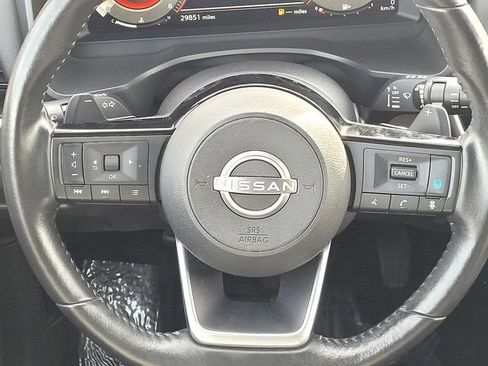 Used 2022 Nissan Rogue Platinum w/ Head-Up Display Package image 27