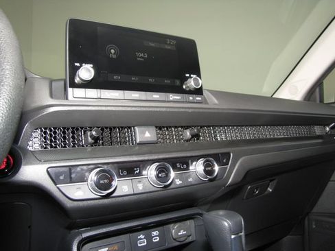 Used 2025 Honda CR-V EX image 6