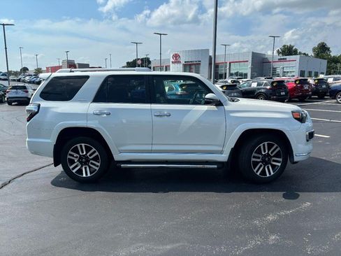 Certified 2020 Toyota 4Runner Limited AWD/4WD image 2