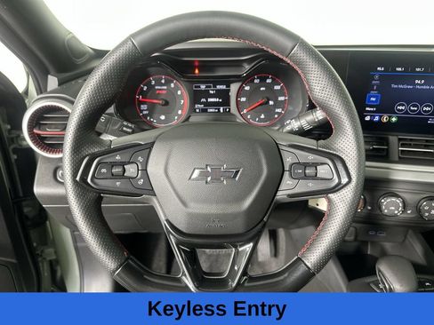 Used 2024 Chevrolet Trax RS w/ Driver Confidence Package FWD image 13