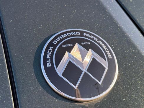 Used 2013 Chevrolet Avalanche LT w/ All-Star Edition image 12