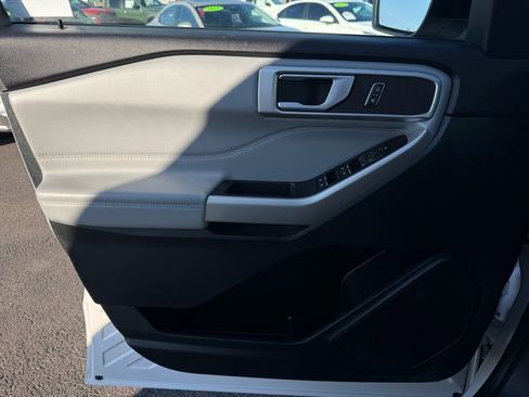 Used 2024 Ford Explorer XLT w/ Equipment Group 202A image 20