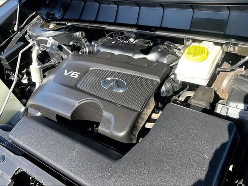 Used 2023 INFINITI QX60 Luxe w/ Vision Package FWD image 35