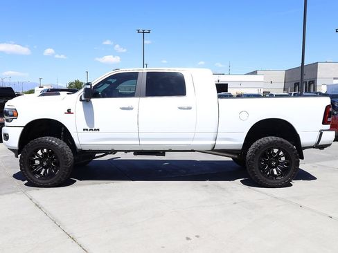 Used 2023 RAM 3500 Laramie AWD/4WD image 3