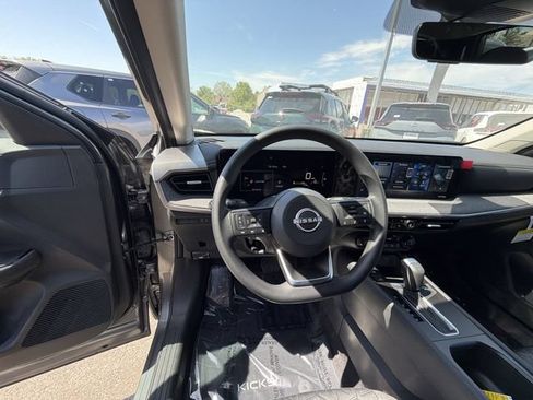 New 2026 Nissan Kicks SV w/ SV Premium Package FWD image 14