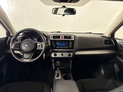 Used 2018 Subaru Outback 2.5i AWD/4WD image 23
