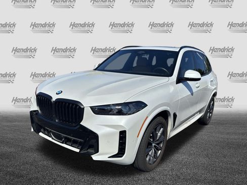 Used 2025 BMW X5 xDrive40i w/ M Sport Package AWD/4WD image 6
