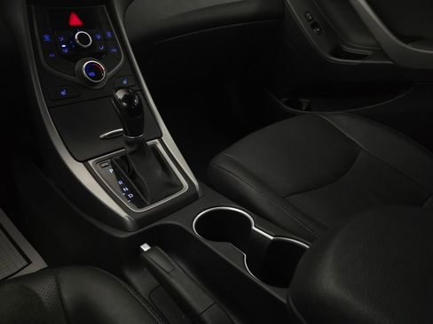 Used 2014 Hyundai Elantra Limited image 26