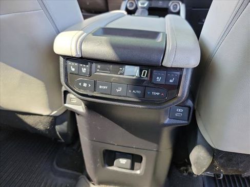 Used 2025 Toyota Grand Highlander AWD image 14