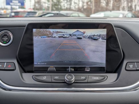 Used 2022 Chevrolet Blazer LT image 3