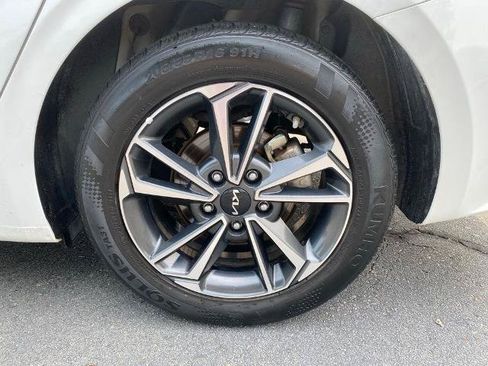 Used 2024 Kia Forte LXS FWD image 32