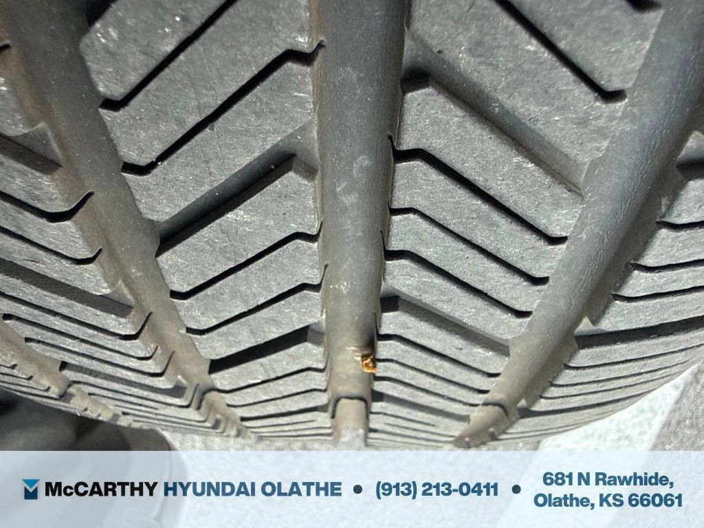 Used 2008 Mitsubishi Eclipse GT FWD image 17