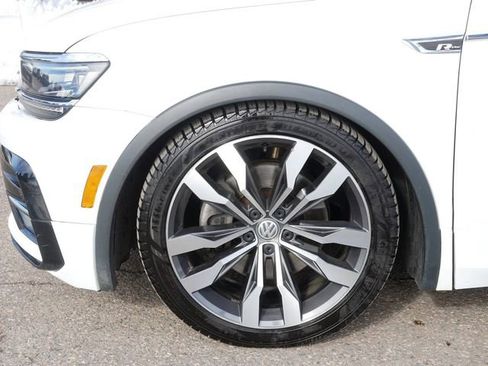 Used 2020 Volkswagen Tiguan SEL Premium R-Line w/ 3rd Row Seat Package image 9