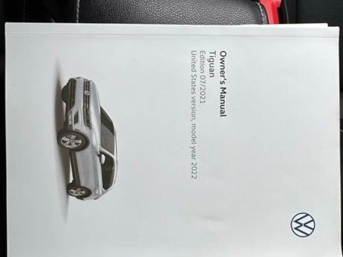 Used 2022 Volkswagen Tiguan SE R-Line AWD/4WD image 23