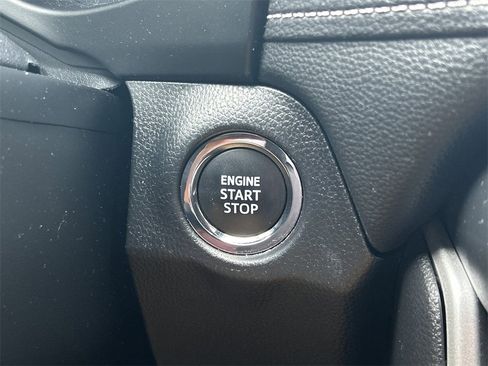 Used 2023 Toyota RAV4 XLE image 29