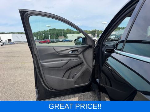Used 2020 Chevrolet Equinox LT w/ Driver Convenience Package AWD/4WD image 13