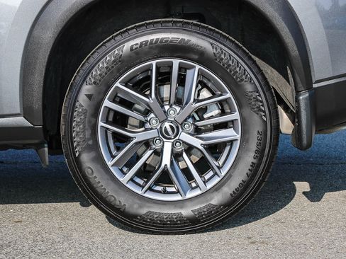 Used 2026 Nissan Rogue S AWD/4WD image 10