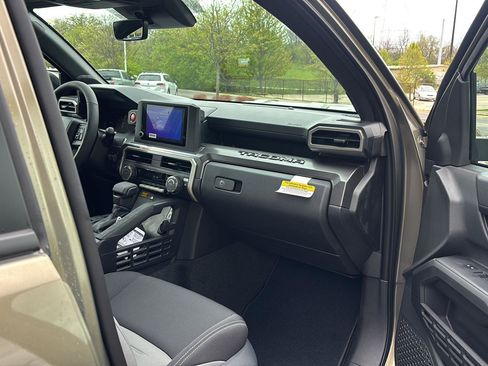 New 2026 Toyota Tacoma TRD Sport AWD/4WD image 24