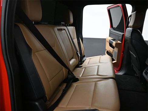 Used 2024 Ford F250 Lariat w/ Chrome Package image 21