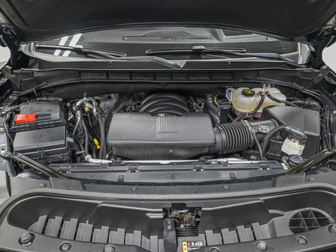 Used 2024 Chevrolet Tahoe Premier image 11