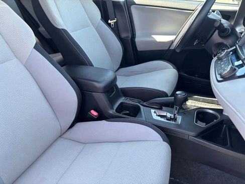 Used 2016 Toyota RAV4 XLE w/ Cargo Management Package image 15