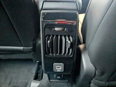 New 2026 Jeep Compass Latitude image 16