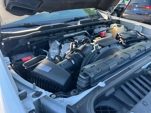 Used 2022 Chevrolet Silverado 2500 LT w/ Convenience Package AWD/4WD image 43