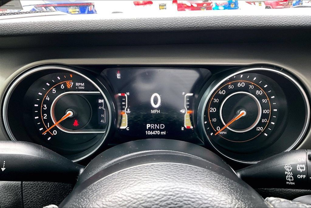 Used 2018 Jeep Wrangler Unlimited Sport S AWD/4WD image 13