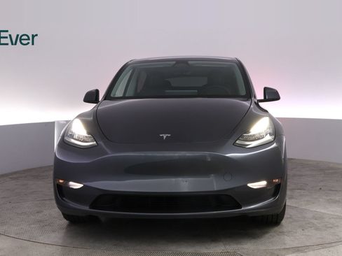 Used 2023 Tesla Model Y Long Range AWD/4WD image 12