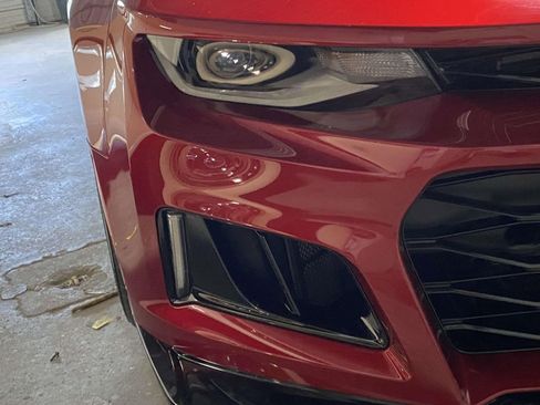 Used 2022 Chevrolet Camaro ZL1 RWD image 5