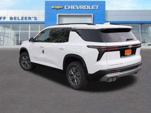New 2026 Chevrolet Traverse LT w/ Driver Confidence Package image 5