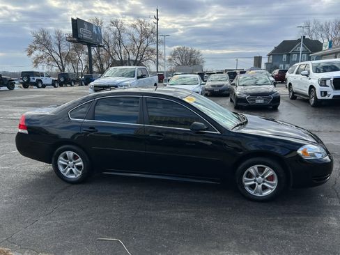 Used 2015 Chevrolet Impala LT w/ LT Sunroof Package image 2