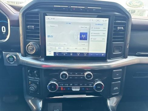 Used 2022 Ford F150 Lariat image 18