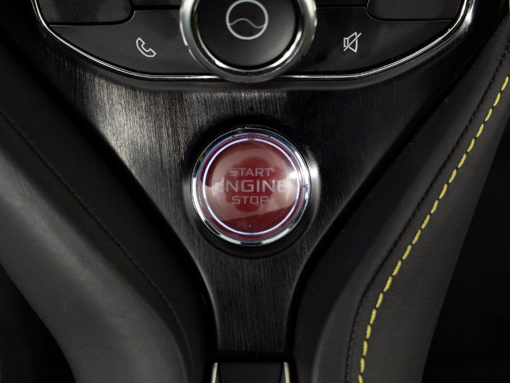 Used 2020 McLaren 720S Performance RWD image 27