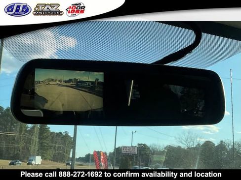 Used 2017 Chevrolet Express 3500 LT w/ LT Preferred Equipment Group image 17