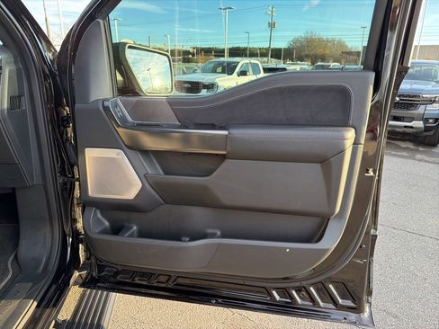 Certified 2023 Ford F150 Platinum w/ Equipment Group 701A High image 23