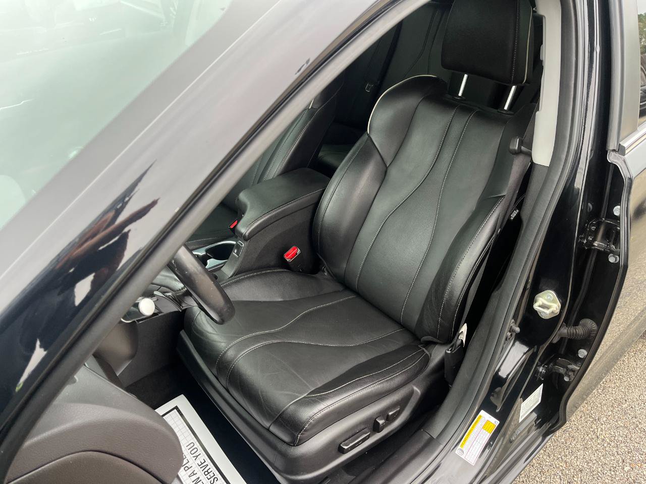 Used 2020 Acura ILX w/ Technology Package FWD image 12